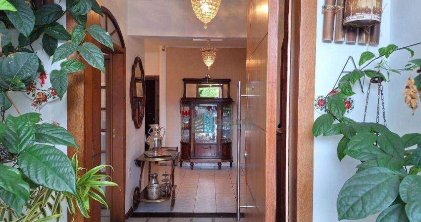 Casa à Venda Muito Bem Localizada no Santa Mônica, Florianópolis !!