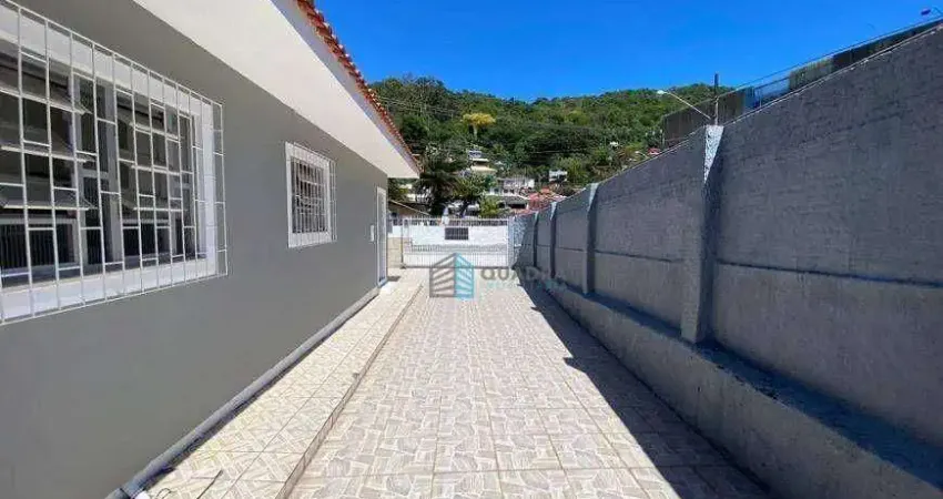 Casa com 2 quartos à venda na Rua Almeida Coelho, 540, Saco dos Limões, Florianópolis