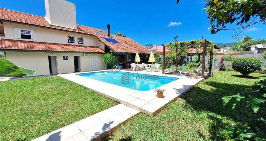 Casa à venda com terreno de 1008m² muito bem localizada no santa mônica, florianópolis !!