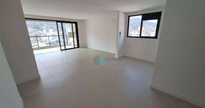 Apartamento Novo à Venda no Centro de Florianópolis !!