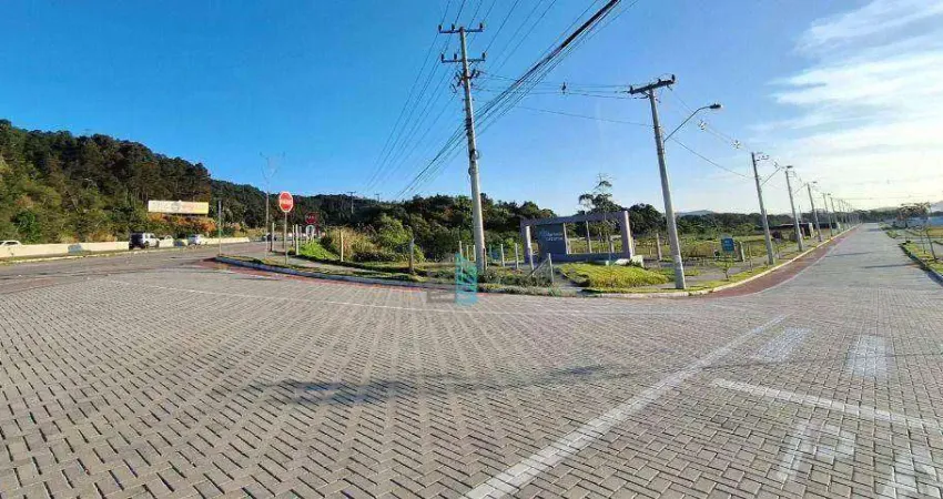 Terreno à Venda em Loteamento Padrão, em Canasvieiras, Florianópolis !!