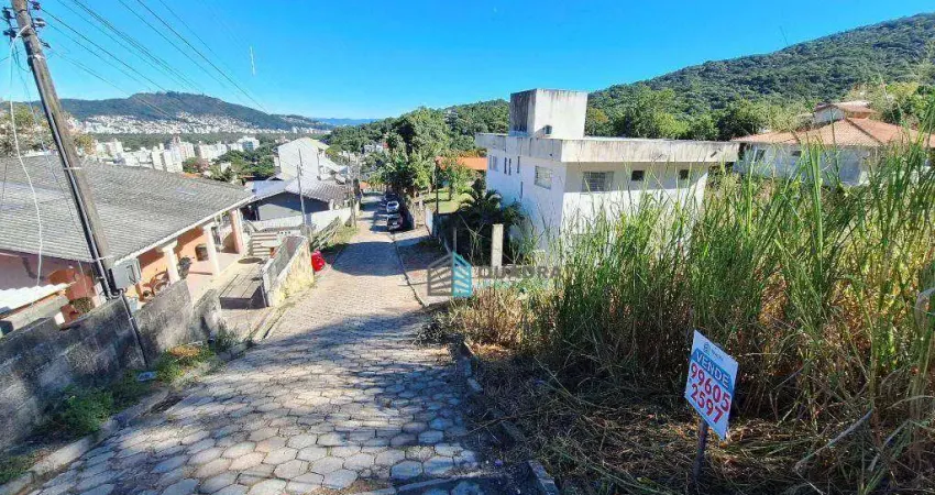 Terreno à Venda no bairro Itacorubi, Florianópolis !!