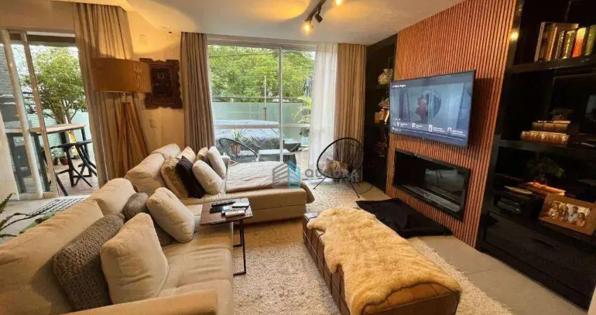Casa à Venda com 3 Suítes em Loteamento no Bairro Córrego Grande, Florianópolis !!