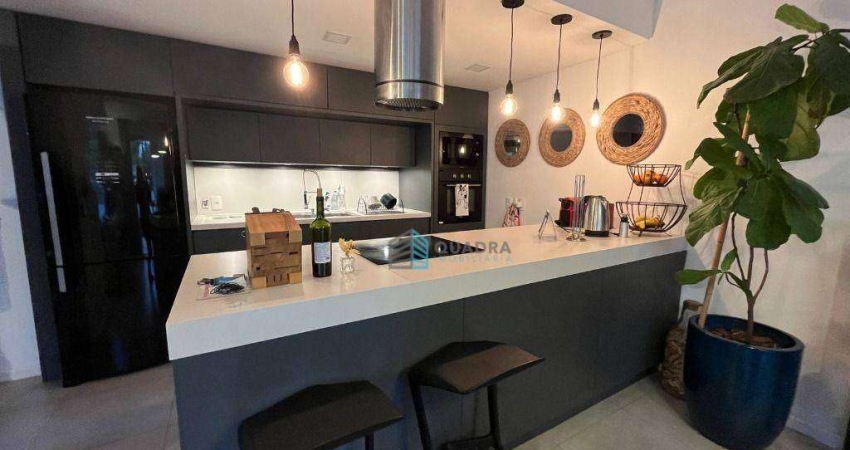 Casa à Venda com 3 Suítes em Loteamento no Bairro Córrego Grande, Florianópolis !!