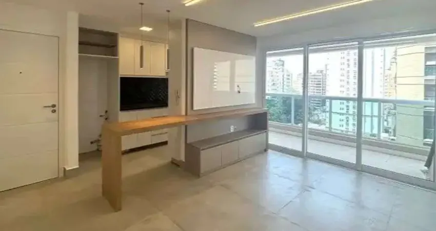 Apartamento à venda no Condomínio Style Cambuí em Campinas-SP