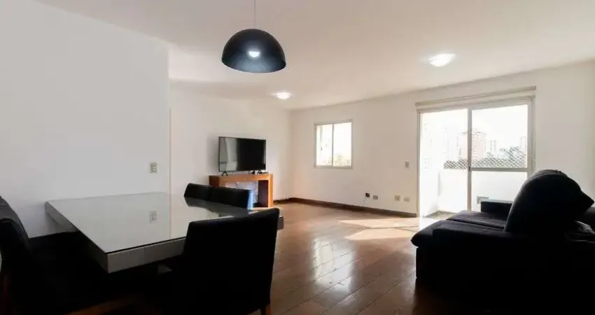 Apartamento à Venda no Condomínio Jardim Marajoara, Vila Sofia, São Paulo - SP