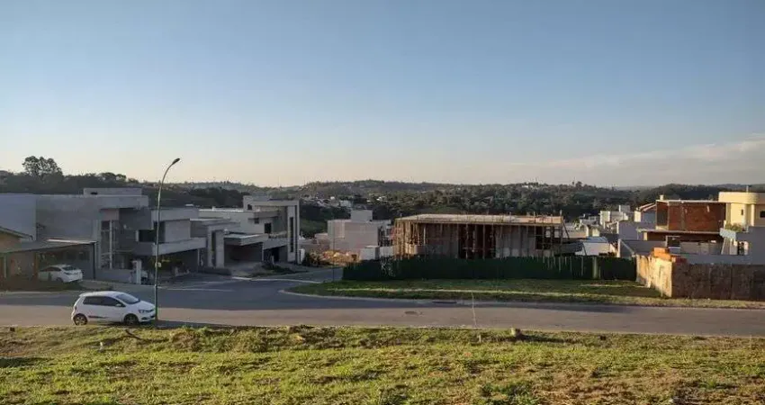 Lote à venda no Condomínio Montalcino em Valinhos - São Paulo.