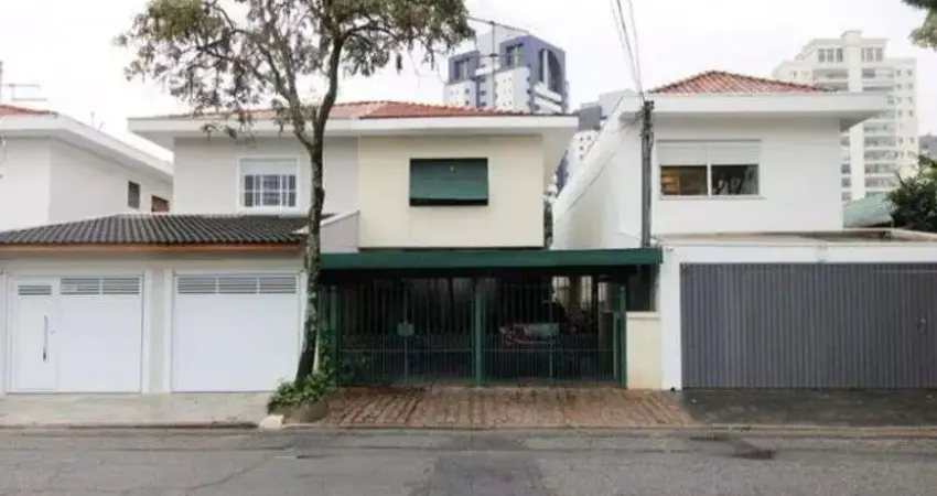 Casa para venda tem 220 metros quadrados com 4 quartos em Santo Amaro - São Paulo - SP