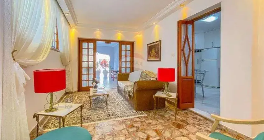 Casa à venda com 5 quartos, em Cambuci - São Paulo - SP