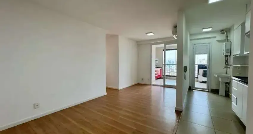 Apartamento à venda no Condomínio Living Baroneza noTaquaral em Campinas - SP