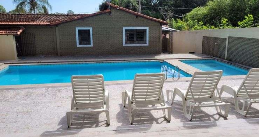 Chácara com piscina à venda em Campinas e Jaguariuna - SP