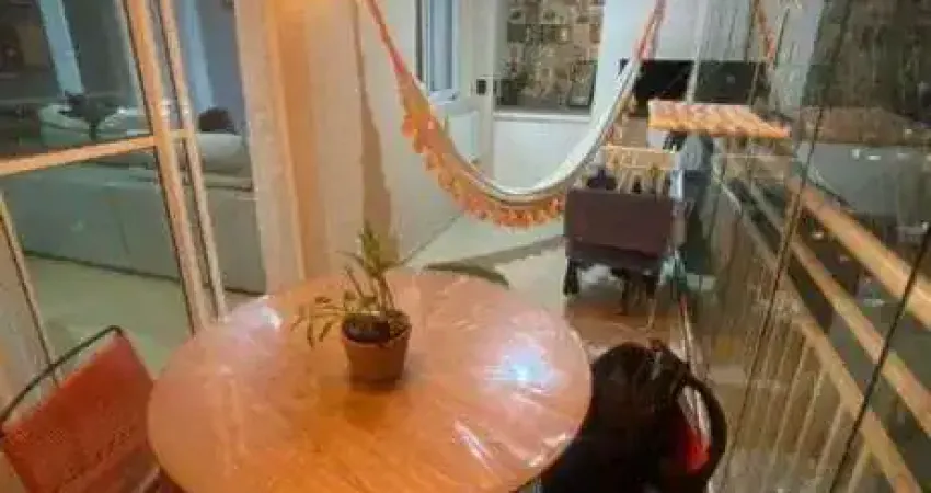 Apartamento à venda localizado em Jardim Tupanci - Barueri - SP