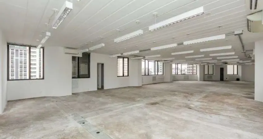 Sala Comercial à venda no Condomínio Edifício Panambi no Cidade Monções em São Paulo - SP
