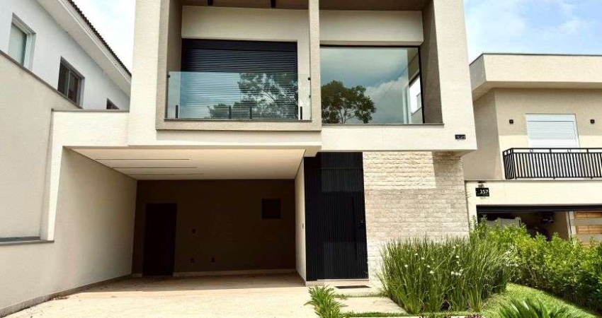 Casa Saíra à venda no Residencial New Ville em Santana de Parnaíba - SP