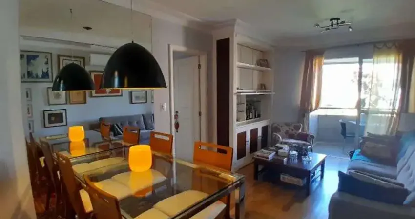 Apartamento alto padrão à venda no Condomínio Edifício Victória em Moema em São Paulo - SP