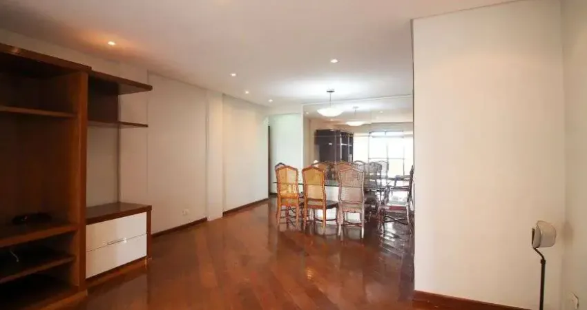 Apartamento alto padrão à venda no condomínio Alpha Club em Alphaville em Barueri - SP