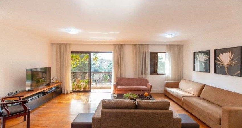 Apartamento à venda no Edifício Ilhéus no Campo Belo em São Paulo - SP