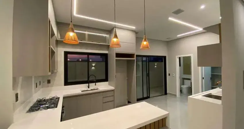 Linda casa à venda no condomínio Vila Ytu, Indaiatuba/SP.