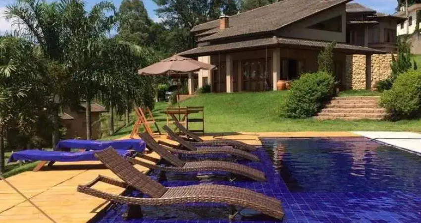 Chácara alto padrão à venda Dois Córregos em Valinhos - SP.