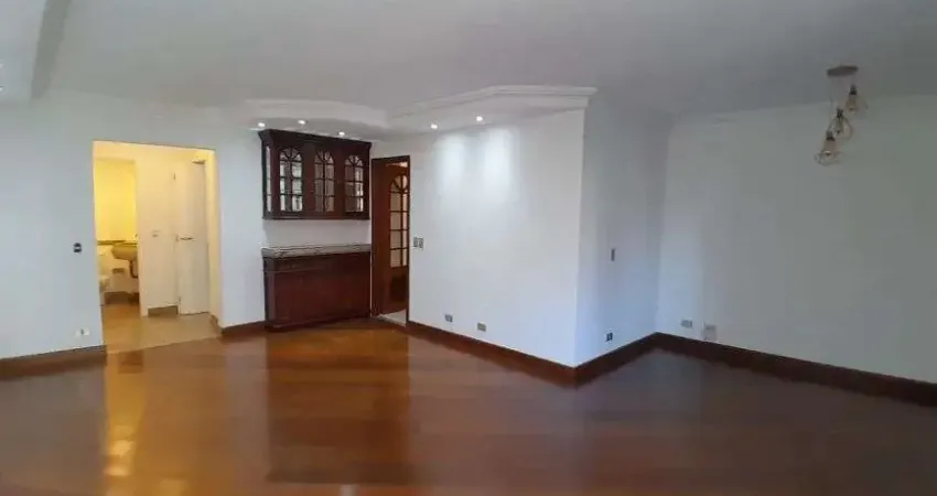 Apartamento alto padrão no condomínio Modulor Tangran no Moema Pássaros em São Paulo - SP