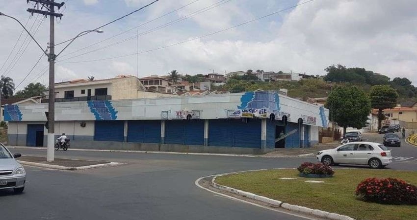 Galpão/Depósito/Armazém para venda no Centro - Amparo - SP.
