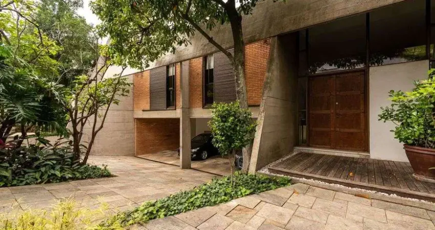 Casa para aluguel e venda com 885 metros quadrados com 4 quartos em Pacaembu - São Paulo - SP