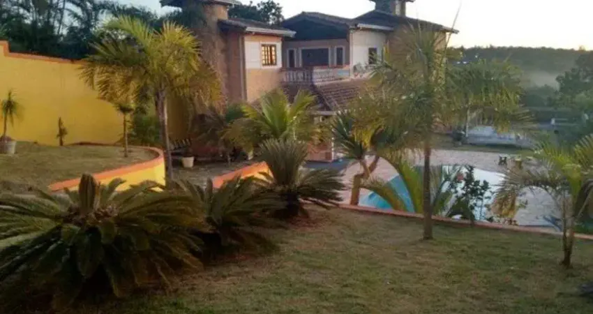 Casa com 7 quartos à venda no Centro, Jarinu 