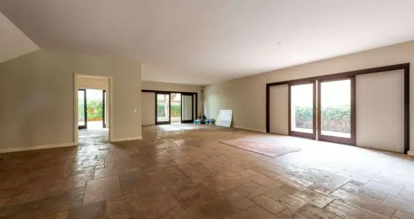 Casa à venda no Alto de Pinheiros em São Paulo - SP.