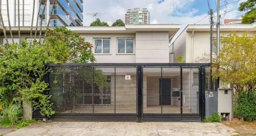 Ótima oportunidade de casa à venda na Vila Cordeiro - São Paulo - SP