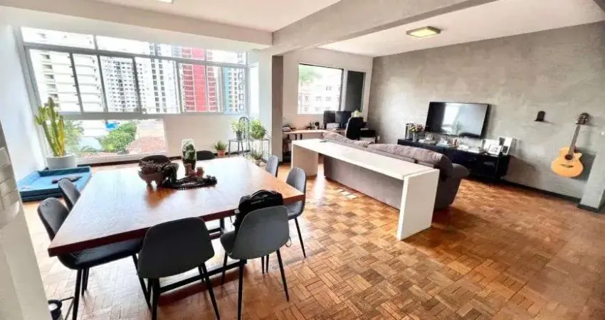 Apartamento à venda no Edifício Piauí Maranhão no Cambuí em Campinas - SP