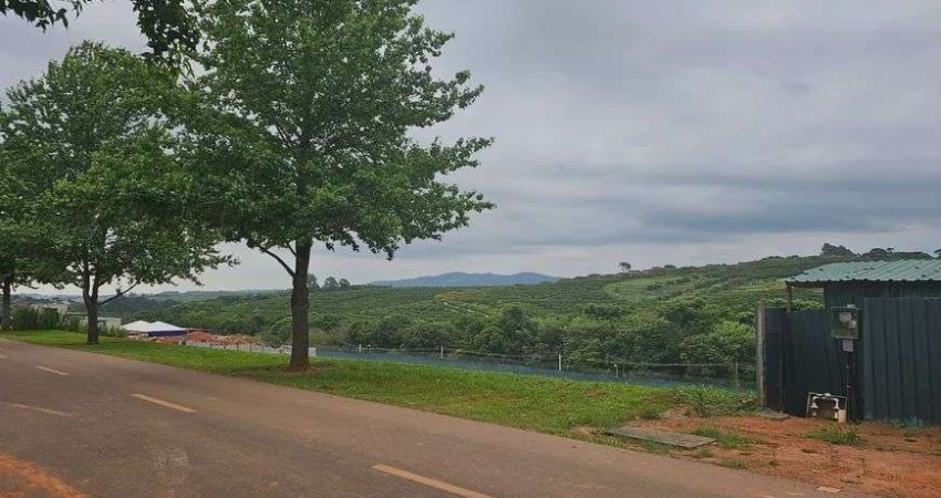 Lote/Terreno à Venda no Condomínio Quinta da Baroneza em Bragança Paulista - SP
