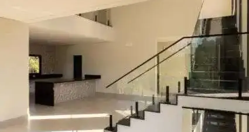 Sobrado à venda no Residencial Itahyê Fase 2 em Cidade Tamboré em Santana de Parnaíba - SP