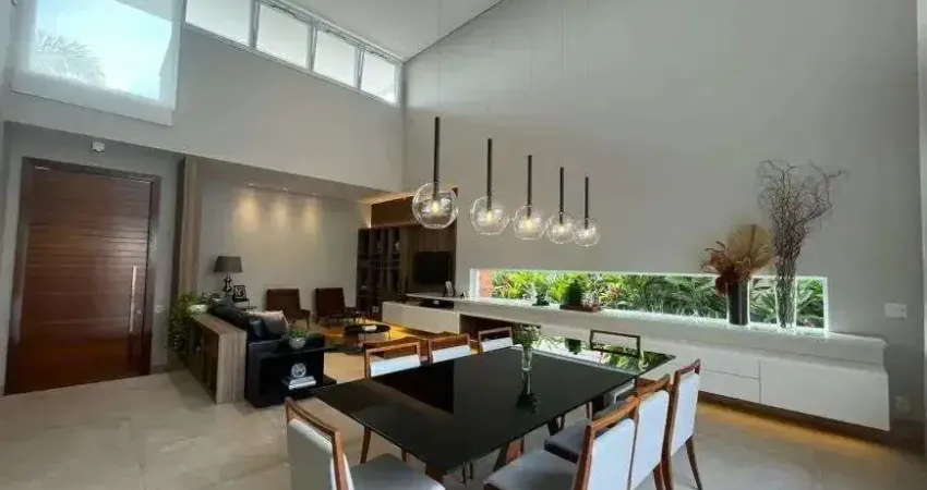 Casa alto padrão à venda no Condomínio Alphaville em Campinas-SP