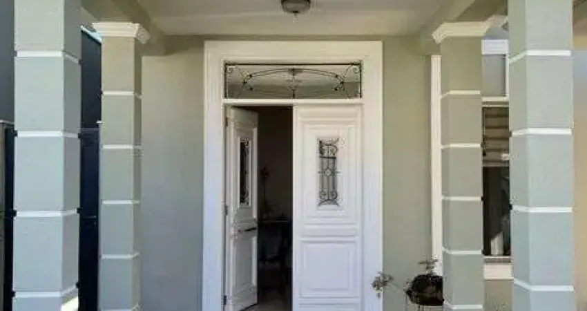 Casa de condomínio para venda com 336 metros quadrados com 4 quartos em Campinas - SP.