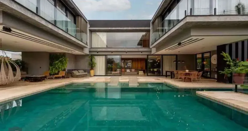 Casa mobiliada à venda no Condominio Jardins do Golf em Bertioga - SP.