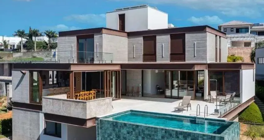 Casa alto padrão à venda no Condominio Plaza Athenee em Itu - SP.