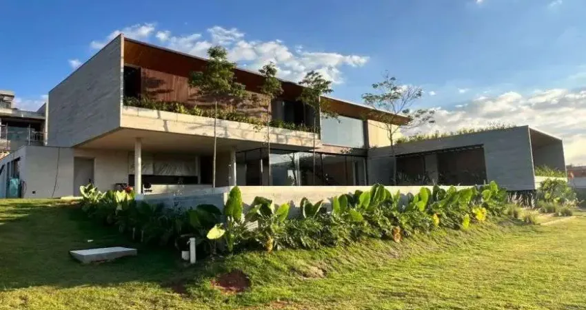 Casa alto padrão à venda no Condomínio Quinta da Baroneza em Bragança Paulista - SP