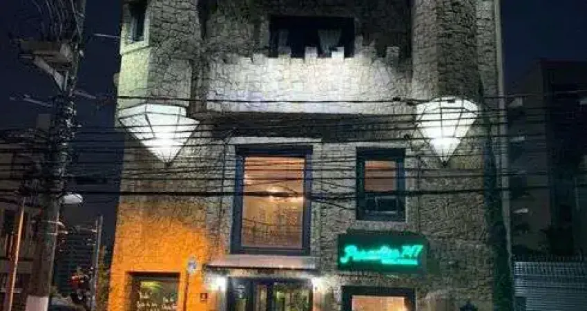 Prédio Medieval à venda no bairro Paraíso em São Paulo - SP