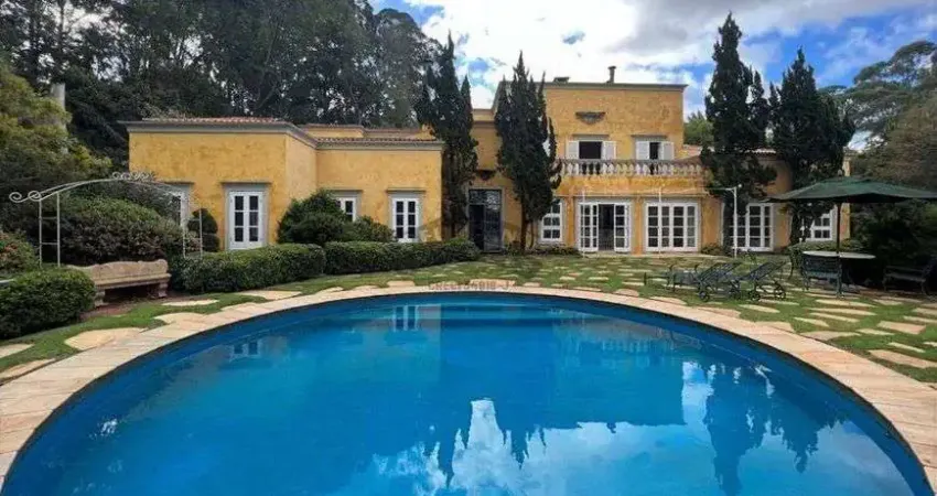 Casa mobiliada para venda no Condomínio Palos Verdes em Cotia - SP.