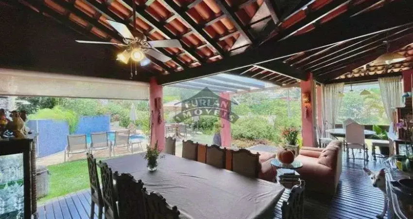 Casa à venda no Condomínio Palos Verdes no bairro Palos Verdes em Cotia - SP