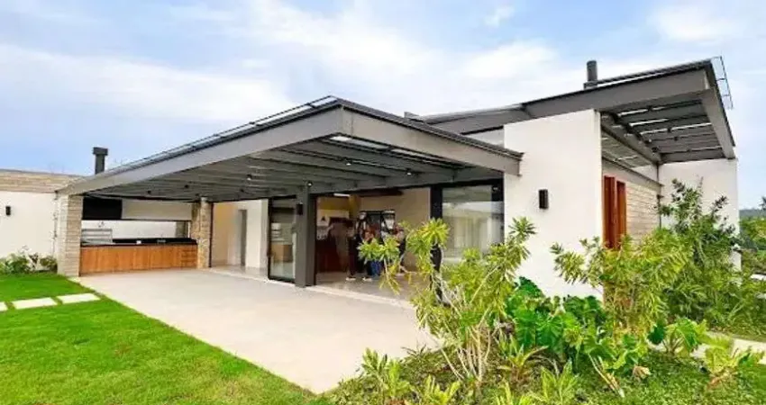 Casa alto padrão à venda no condomínio Terras de São José na Vila Martins em Itu - SP