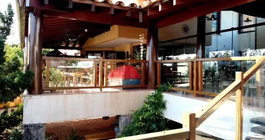 Casa de condomínio para aluguel no Condominio Alphaville em Campinas - SP.