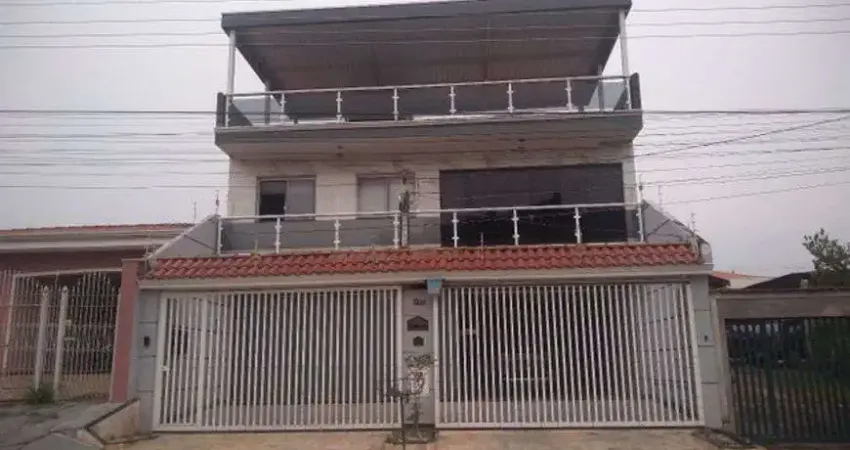 Casa para venda com 407 metros quadrados com 4 quartos em Vila Pompéia - Campinas - SP.