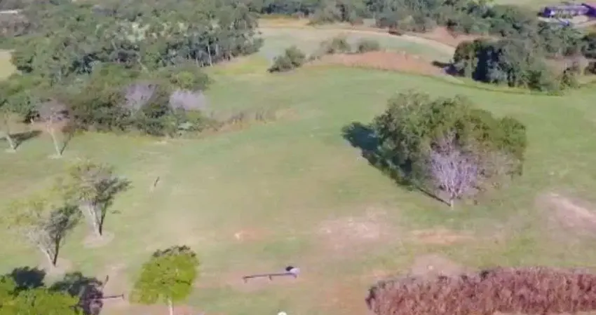 Terreno à venda no Condomínio Fazenda Boa Vista em Porto Feliz - SP.