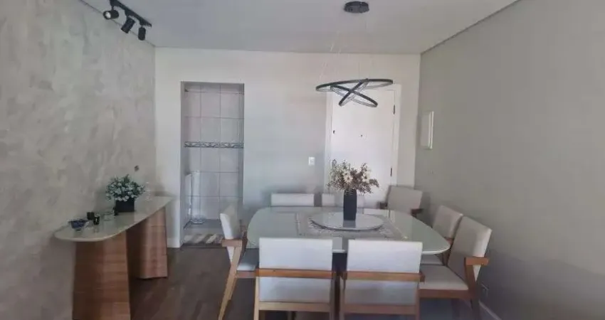 Apartamento à venda no Condomínio Talismã 1 no Canto do Forte em Praia Grande - SP