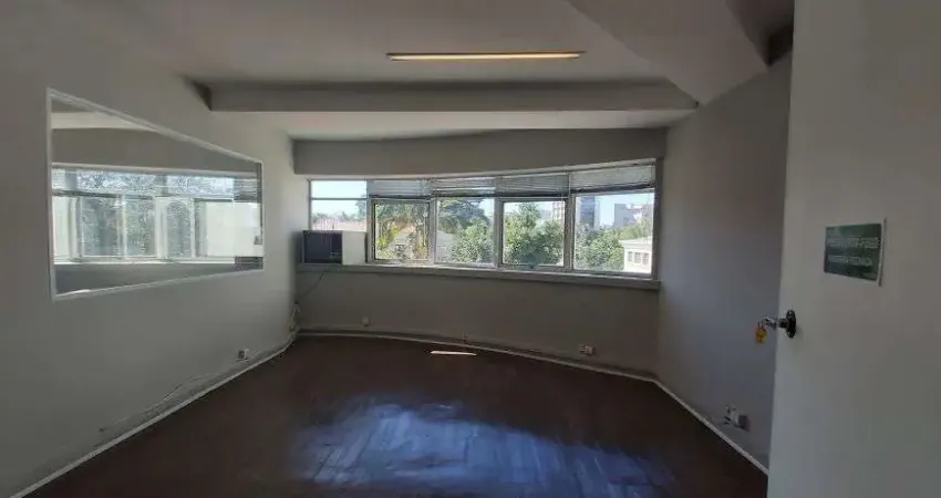 Sala comercial para venda ou locação no Condomínio Edifício Seisa no Itaim Bibi em São Paulo - SP
