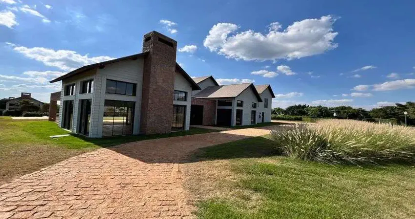 Casa Stone House à Venda no Condomínio Fazenda Boa Vista em Porto Feliz - SP