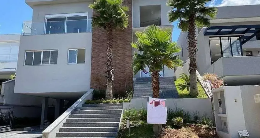 Casa de condomínio para aluguel e venda em Santana do Parnaíba - SP.