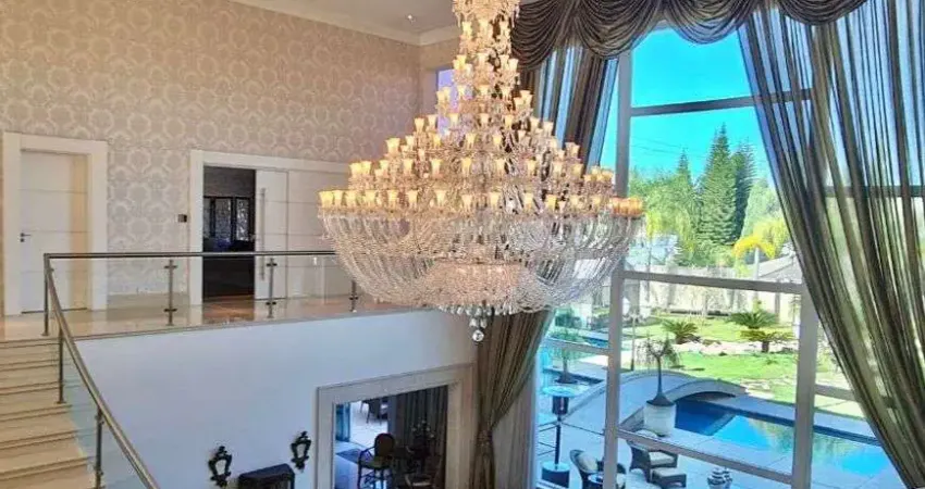Casa à venda no Condomínio Tamboré 3 em Santana de Parnaíba - SP.