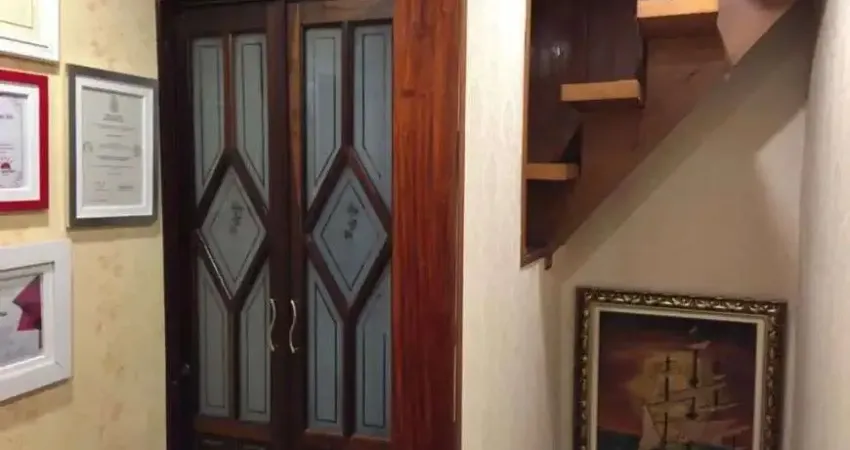 Casa sobrado à venda em Mirandópolis em São Paulo - SP